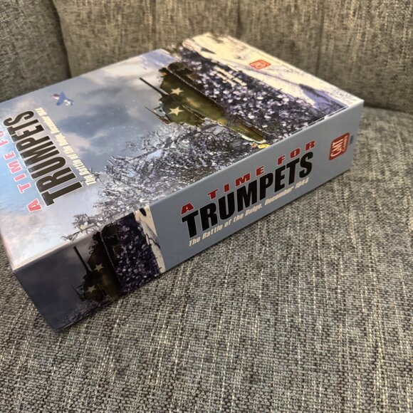 A Time for Trumpets: The Battle of the Bulge, December 1944 (unpunched) GMT 2002 - Picture 5 of 16